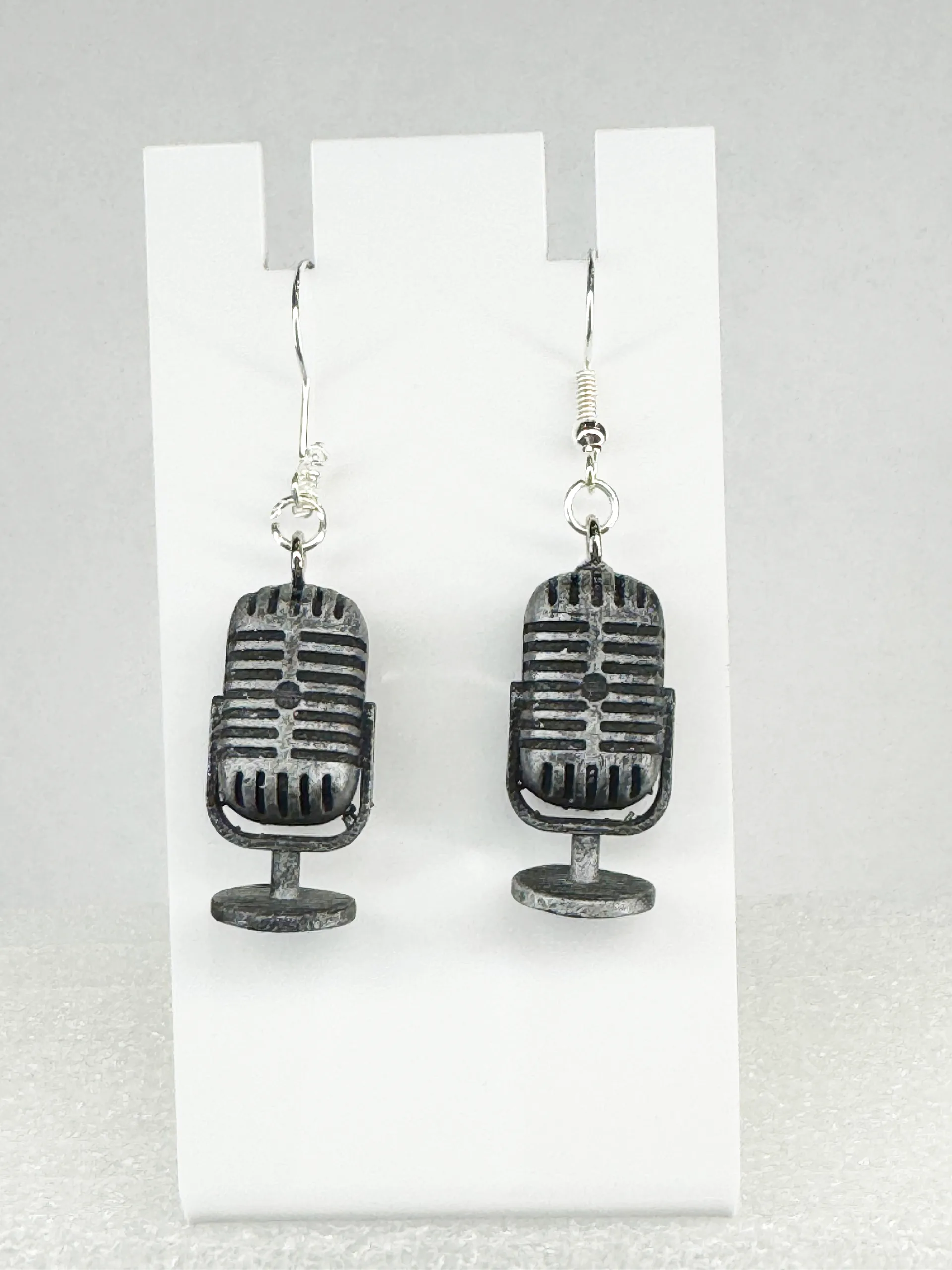 The Midnight Crooner view 3